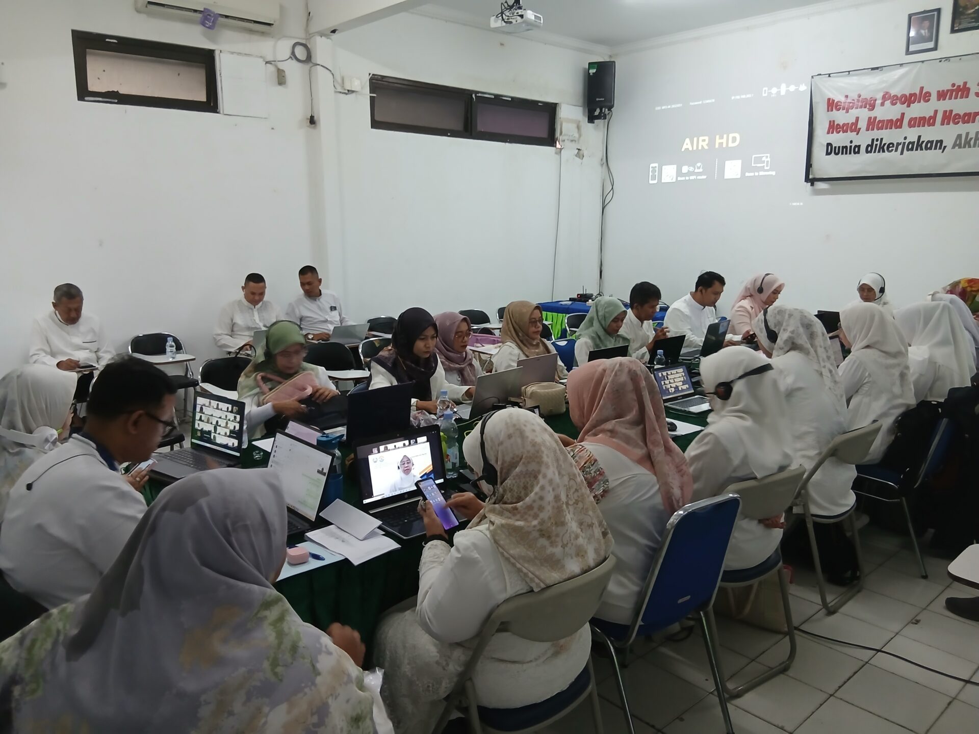 20250926 082434 KEGIATAN MONITORING EVALUASI PASCA AKREDITASI PROGRAM STUDI SARJANA KEPERAWATAN DAN PROFESI NERS  STIKes DHARMA HUSADA. STIKes