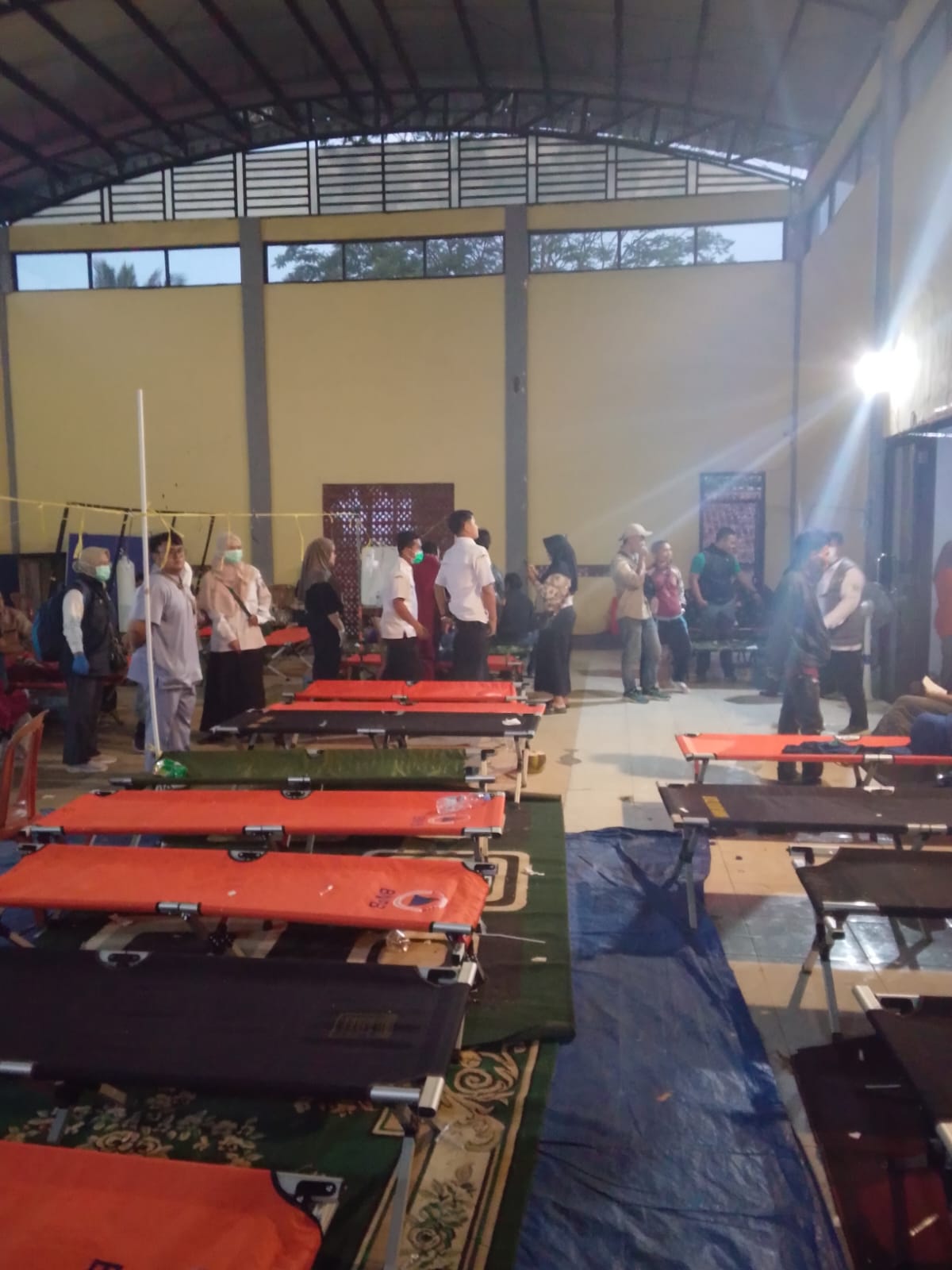 IMG 20250925 WA0020 STIKes DHARMA HUSADA TERJUNKAN RELAWAN TIMKES PADA PERISTIWA KERACUNAN MASAL AKIBAT PROGRAM  MAKANAN BERGIZI GRATIS (MBG) DI KAB. BANDUNG BARAT. STIKes
