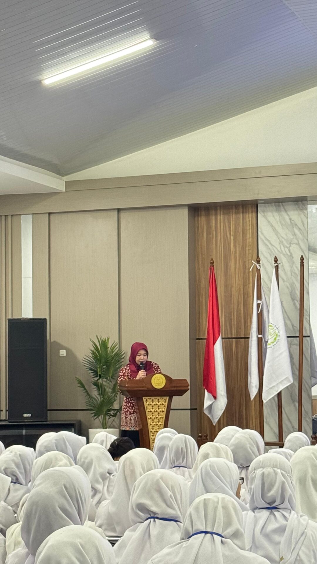 IMG 20251001 WA0027 ANGKAT JANJI PENDIDIKAN PROFESI BIDAN STIKes DHARMA HUSADA TAHUN PROFESI 2025/2026 STIKes