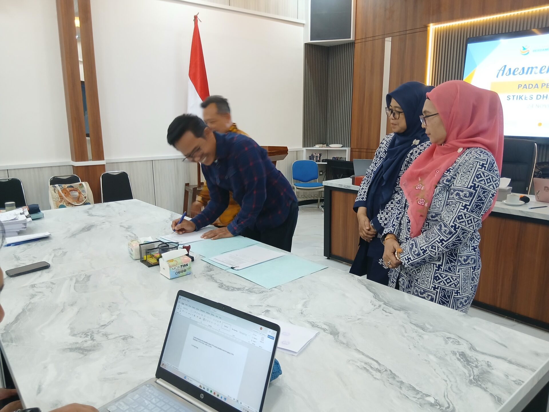 20251124 163111 PELAKSANAAN ASESMEM LAPANGAN AKREDITASI  INSTITUSI PERGURUAN TINGGI (AIPT) STIKes DHARMA HUSADA STIKes