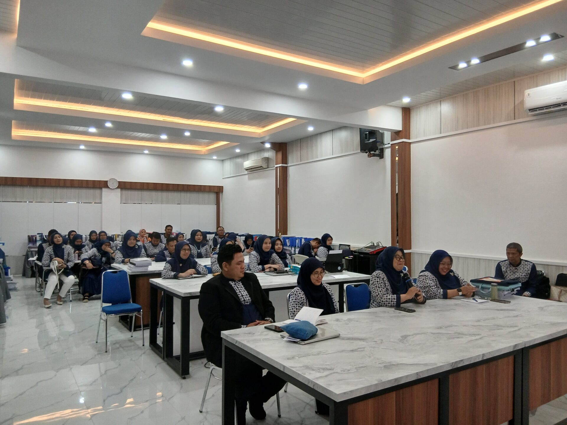 20251124 170533 PELAKSANAAN ASESMEM LAPANGAN AKREDITASI  INSTITUSI PERGURUAN TINGGI (AIPT) STIKes DHARMA HUSADA STIKes