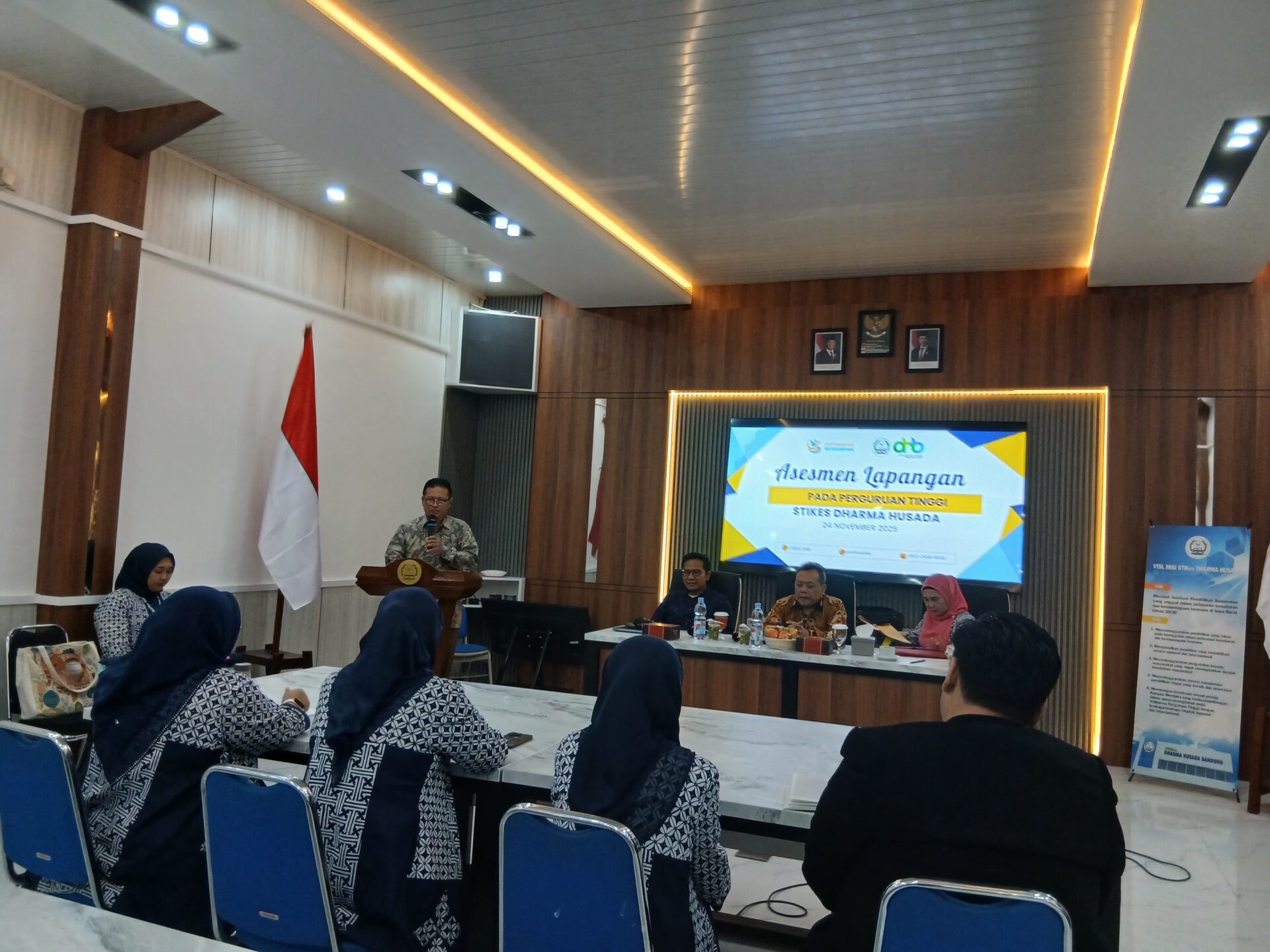 20251124 170658 PELAKSANAAN ASESMEM LAPANGAN AKREDITASI  INSTITUSI PERGURUAN TINGGI (AIPT) STIKes DHARMA HUSADA STIKes