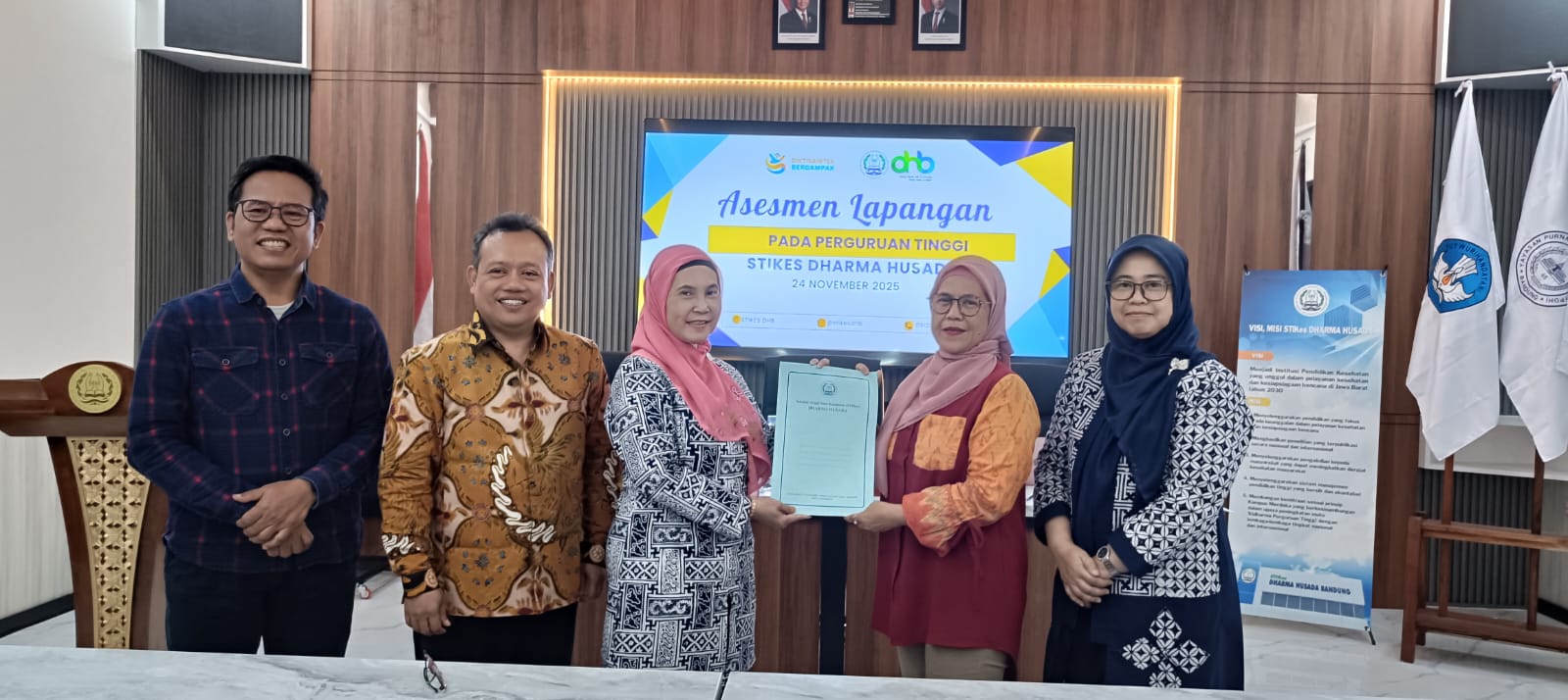IMG 20251124 WA0054 PELAKSANAAN ASESMEM LAPANGAN AKREDITASI  INSTITUSI PERGURUAN TINGGI (AIPT) STIKes DHARMA HUSADA STIKes
