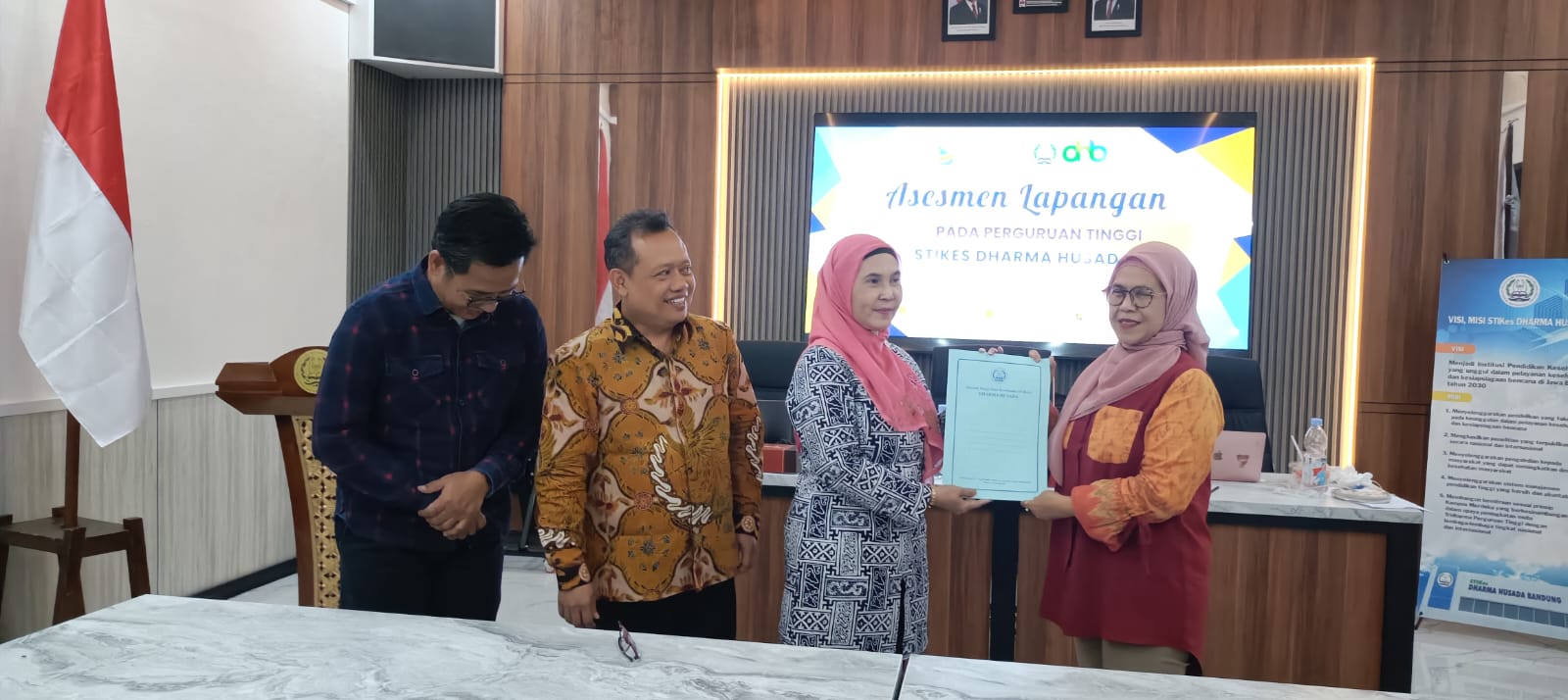 IMG 20251124 WA0055 PELAKSANAAN ASESMEM LAPANGAN AKREDITASI  INSTITUSI PERGURUAN TINGGI (AIPT) STIKes DHARMA HUSADA STIKes