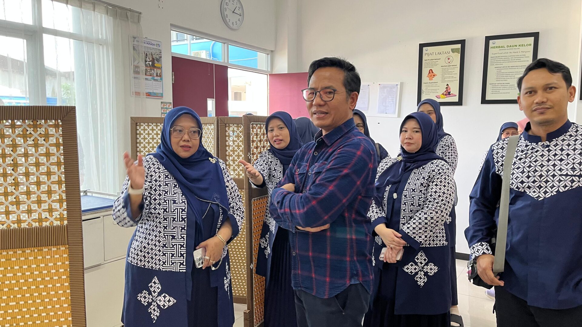 IMG 20251125 WA0024 PELAKSANAAN ASESMEM LAPANGAN AKREDITASI  INSTITUSI PERGURUAN TINGGI (AIPT) STIKes DHARMA HUSADA STIKes