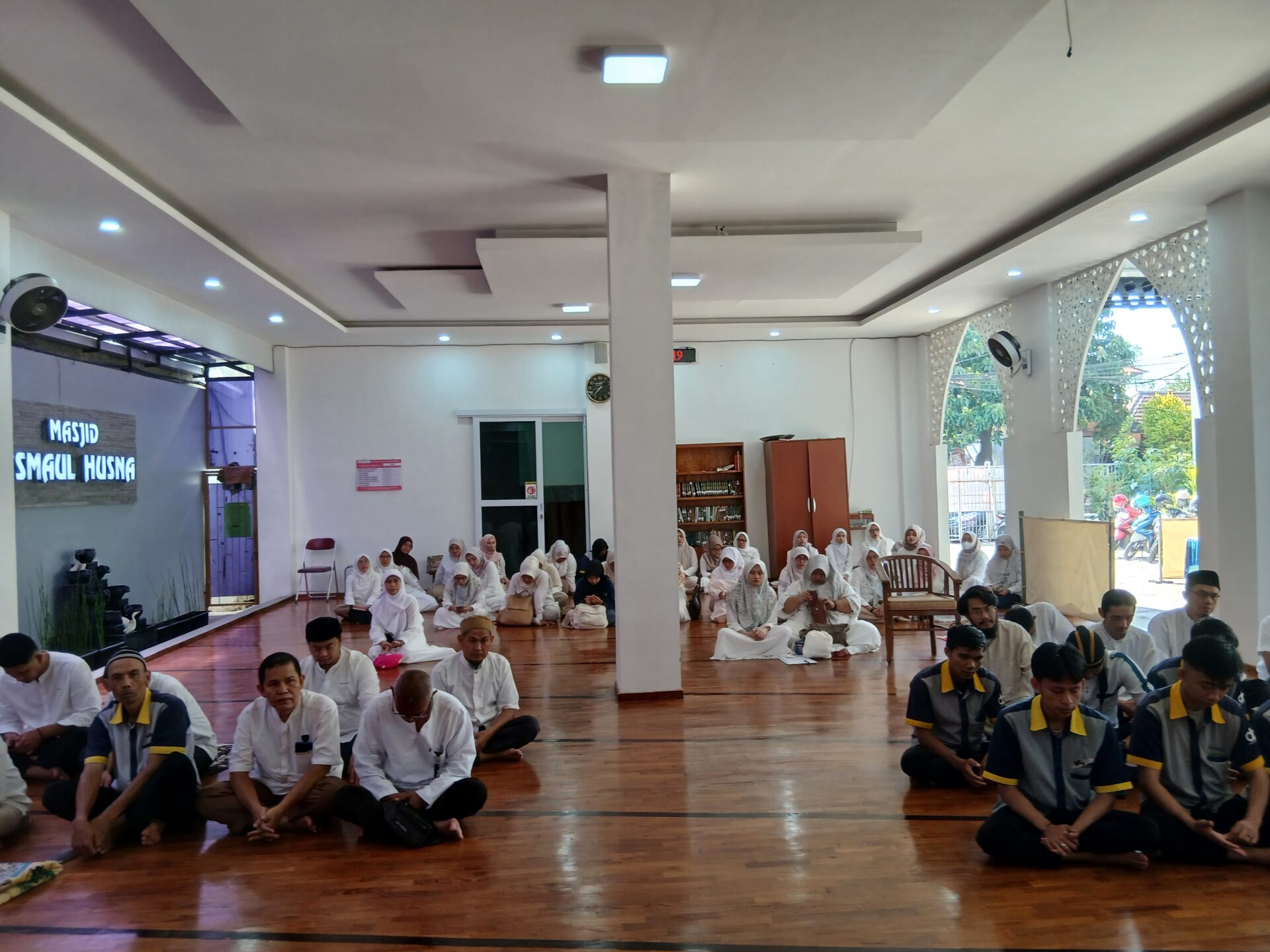 20260313 083720 TABLIGH AKBAR DAN BUKA BERSAMA DENGAN PENCERAMAH : UST. ABDURAHMAN YURI (A.DEDA) DARI PONTREN DAARUT TAUHID DI STIKes DHARMA HUSADA STIKes