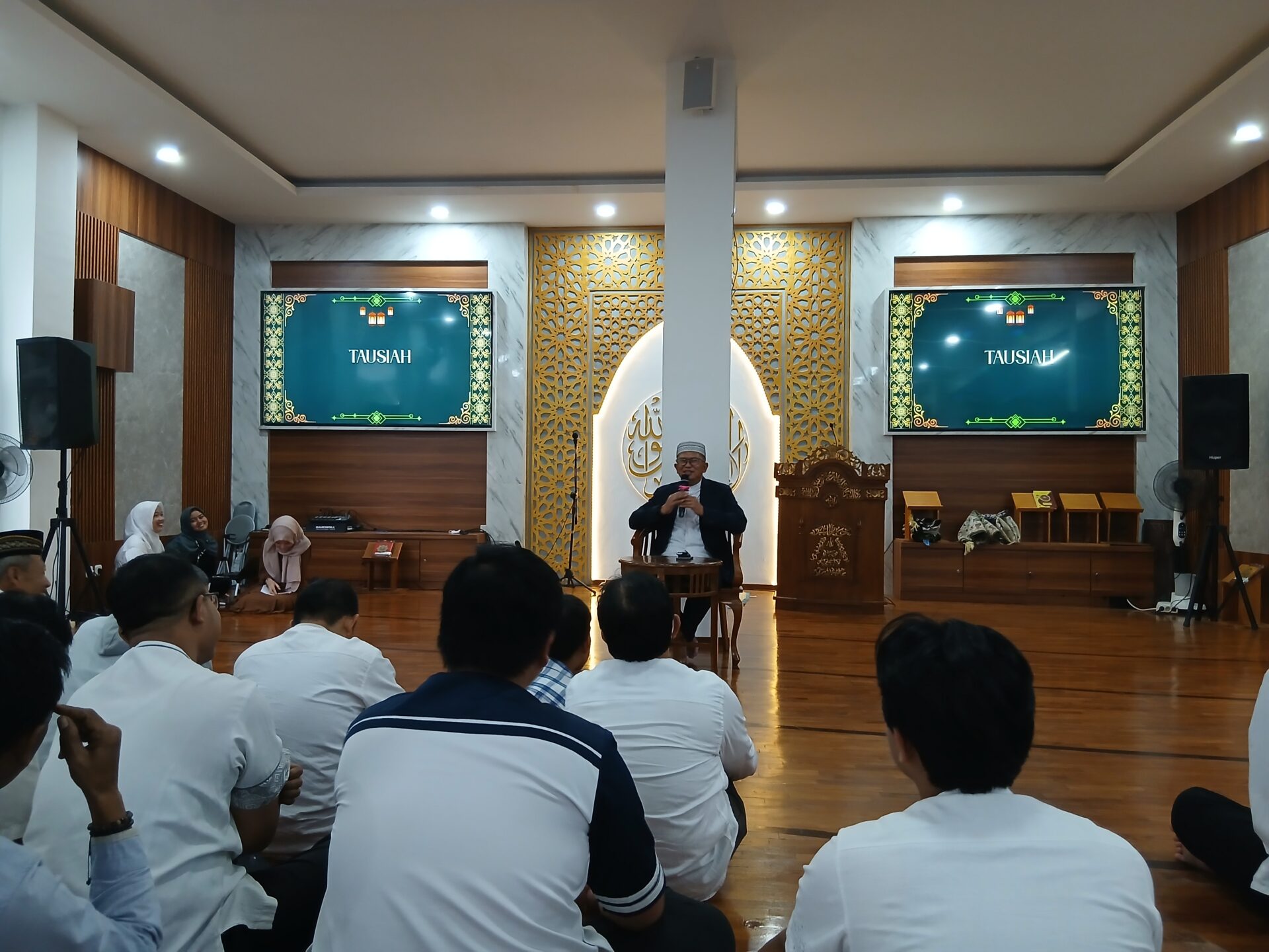 20260313 164354 TABLIGH AKBAR DAN BUKA BERSAMA DENGAN PENCERAMAH : UST. ABDURAHMAN YURI (A.DEDA) DARI PONTREN DAARUT TAUHID DI STIKes DHARMA HUSADA STIKes