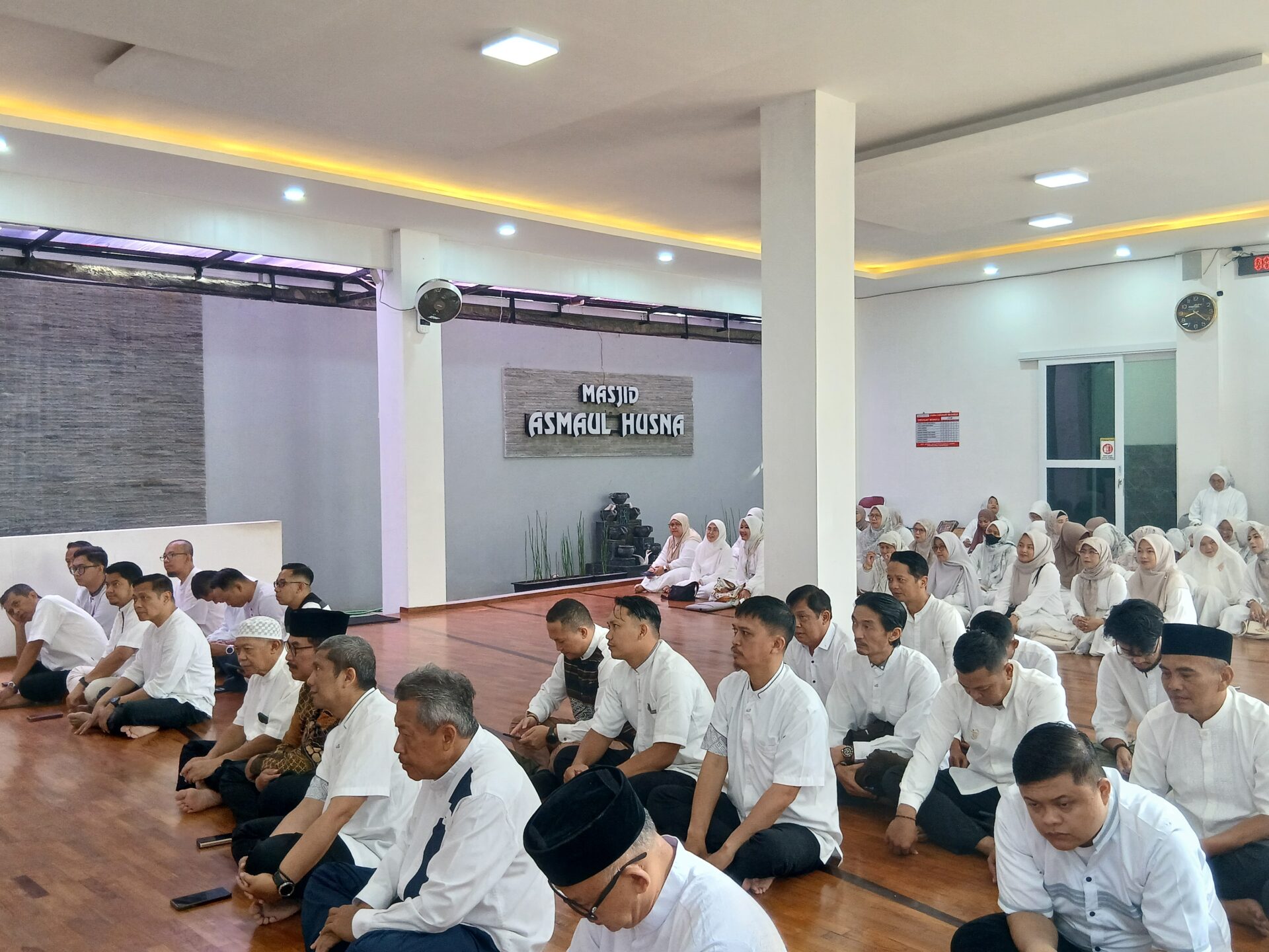 20260327 082121 HALAL BIHALAL DAN KAJIAN RUTIN JUMAT PAGI DALAM RANGKA HARI RAYA IDUL FITRI 1447 H BERSAMA BAPAK Drs. H. HIKMAT GINANJAR, M.Si STIKes