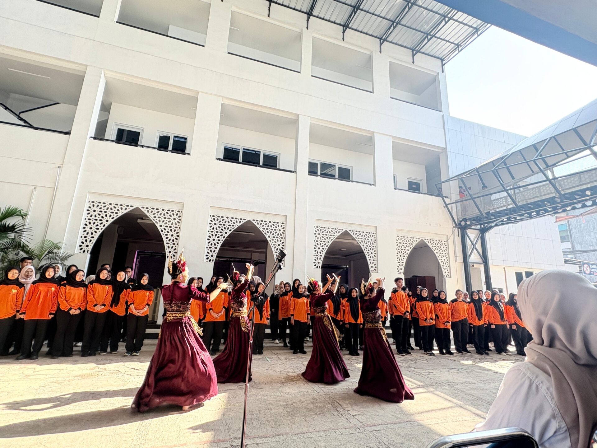 IMG 20260315 WA0004 PELEPASAN TIM RELAWAN KESEHATAN  (TIMKES) STIKes DHARMA HUSADA DALAM RANGKA POSKO LEBARAN HARI RAYA IDUL FITRI 1447 H. TAHUN 2026. STIKes