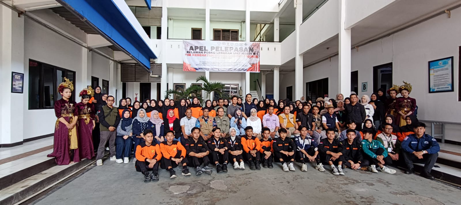 PELEPASAN TIM RELAWAN KESEHATAN (TIMKES) STIKes DHARMA HUSADA DALAM RANGKA POSKO LEBARAN HARI RAYA IDUL FITRI 1447 H. TAHUN 2026. IMG 20260315 WA0023 PELEPASAN TIM RELAWAN KESEHATAN (TIMKES) STIKes DHARMA HUSADA DALAM RANGKA POSKO LEBARAN HARI RAYA IDUL FITRI 1447 H. TAHUN 2026. STIKes