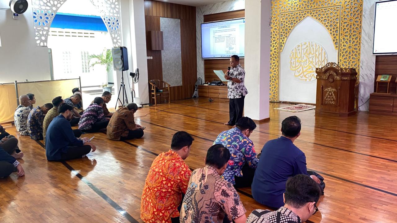 IMG 20260407 WA0004 1 SOSIALISASI SURAT EDARAN TENTANG KEBIJAKAN  SURAT KELUAR, SURAT KEPUTUSAN DAN PENOMORAN SURAT DILINGKUNGAN STIKes DHARMA HUSADA. STIKes