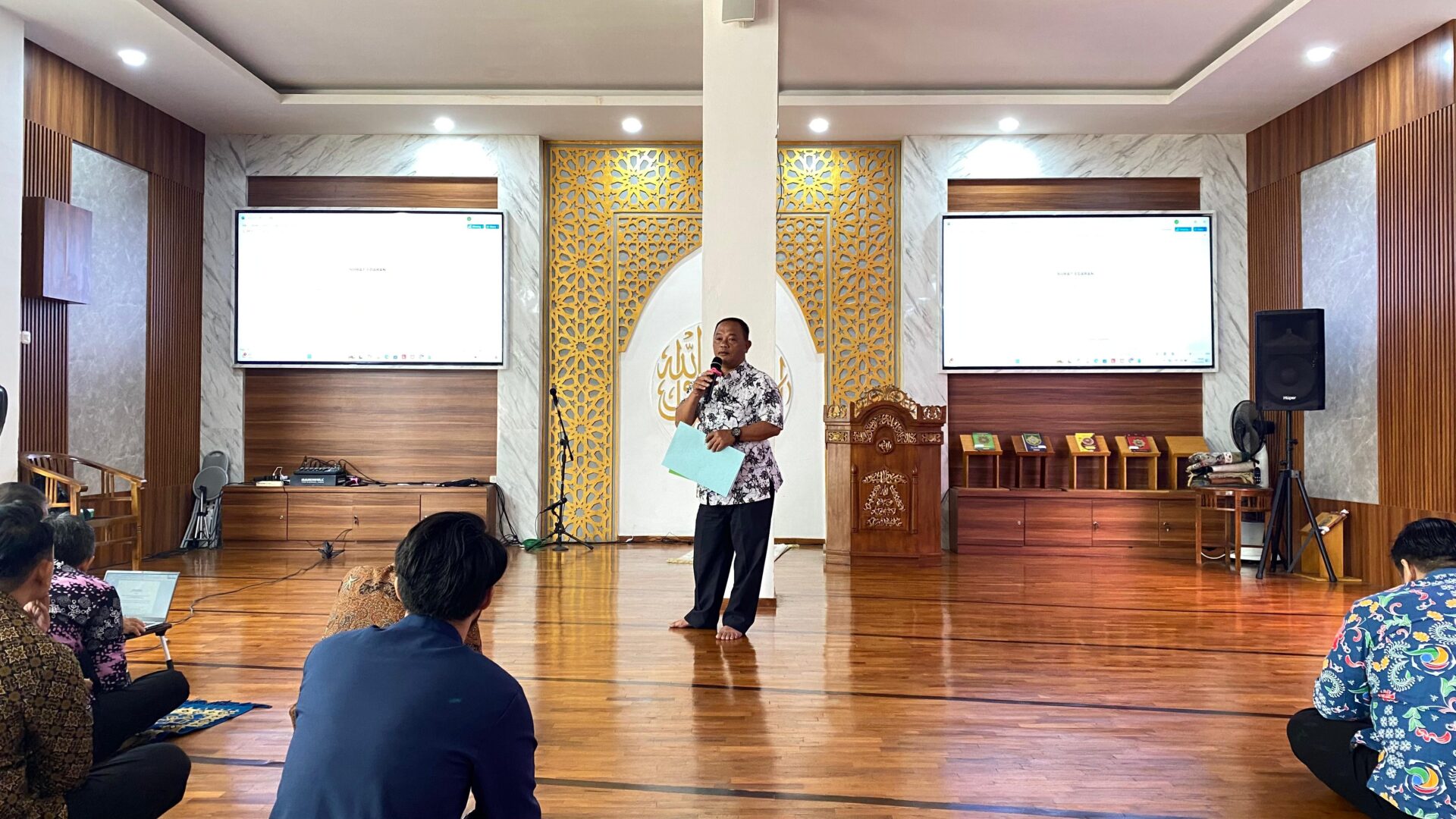 IMG 20260407 WA0009 SOSIALISASI SURAT EDARAN TENTANG KEBIJAKAN  SURAT KELUAR, SURAT KEPUTUSAN DAN PENOMORAN SURAT DILINGKUNGAN STIKes DHARMA HUSADA. STIKes