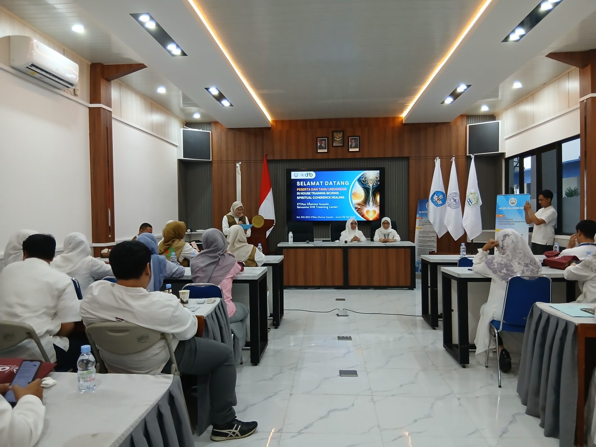 20260508 131844 1 KEGIATAN IN HOUSE TRAINING  (IHT) DI STIKes DHARMA HUSADA. STIKes