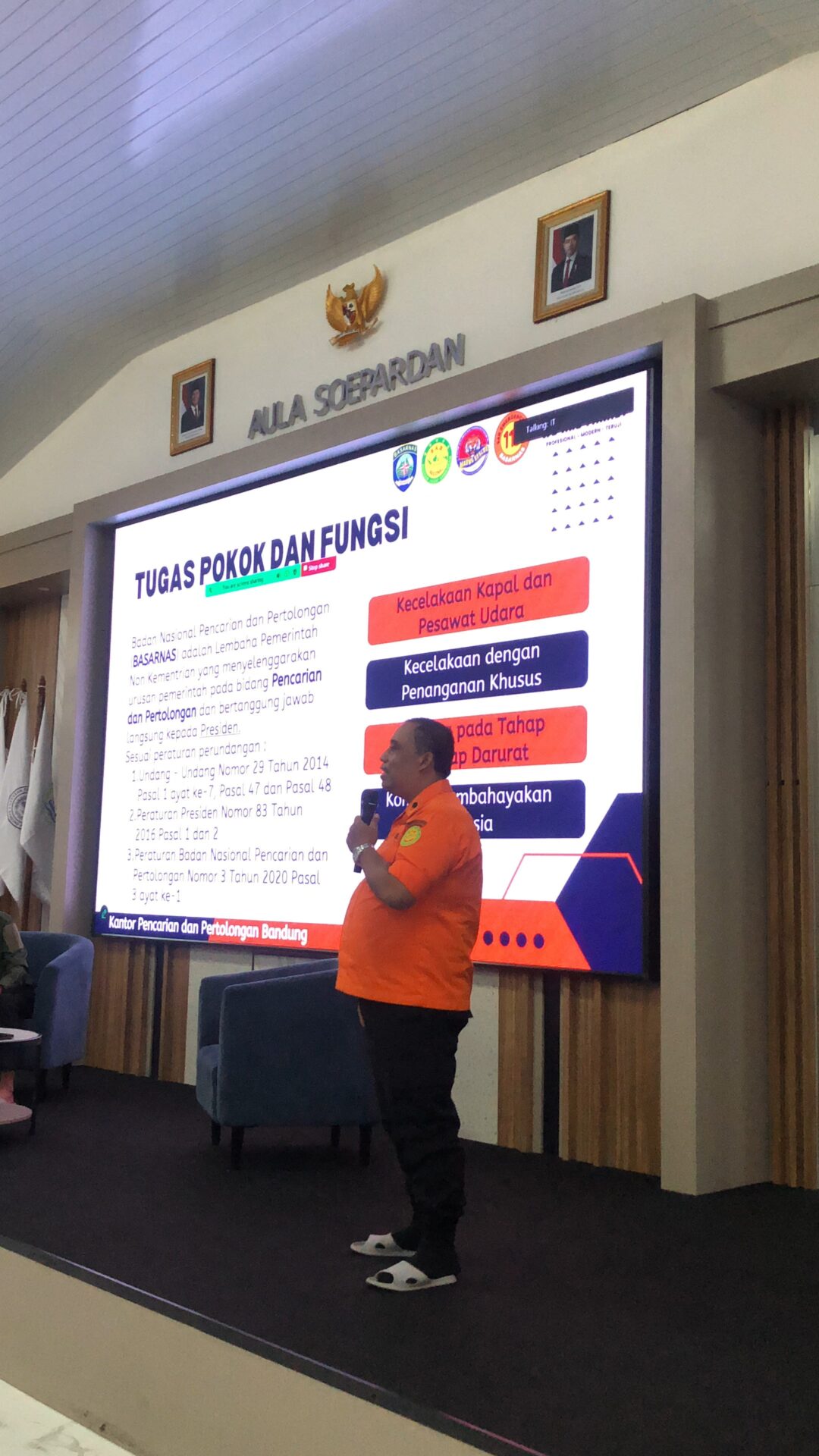 SEMINAR INTERPROFESIONAL KESIAPSIAGAAN BENCANA STIKes DHARMA HUSADA IMG 20260707 WA0028 SEMINAR INTERPROFESIONAL KESIAPSIAGAAN BENCANA STIKes DHARMA HUSADA STIKes
