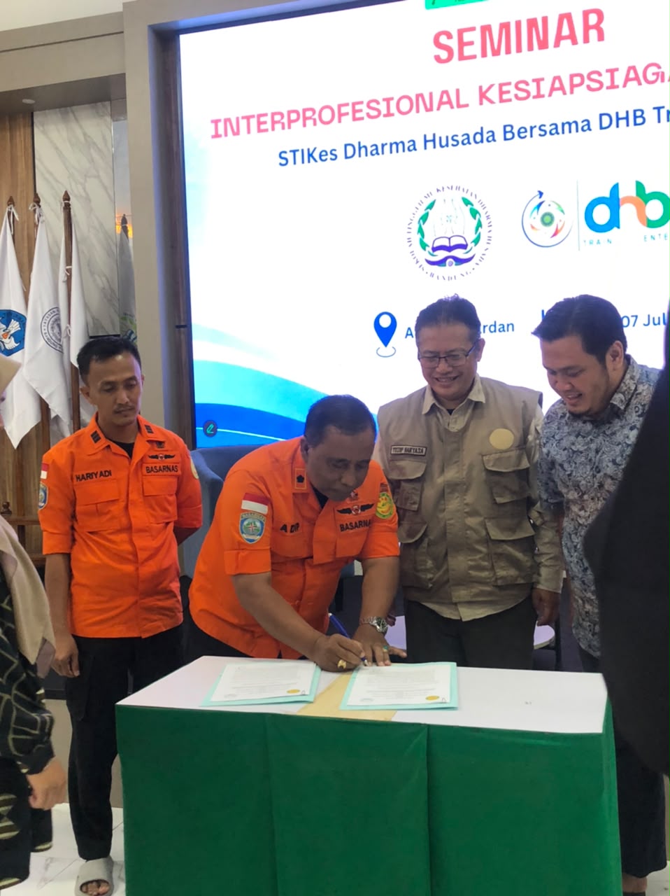 IMG 20260707 WA0037 SEMINAR INTERPROFESIONAL KESIAPSIAGAAN BENCANA STIKes DHARMA HUSADA STIKes