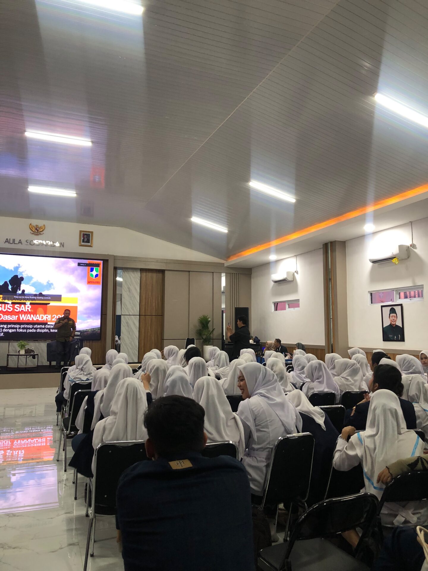 IMG 20260707 WA0061 SEMINAR INTERPROFESIONAL KESIAPSIAGAAN BENCANA STIKes DHARMA HUSADA STIKes